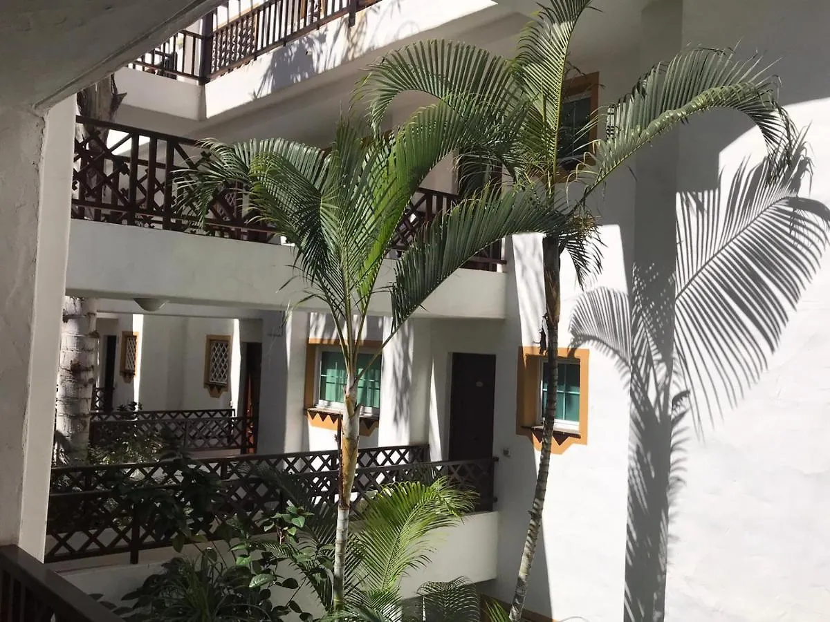 קוסטה דל סילנסיו Rocas Del Mar Holiday Apartment ספרד